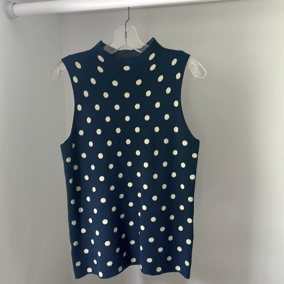 Ann Taylor Sweaters - Ann Taylor Size Medium Navy & Cream Polka Dot Sleeveless Sweater